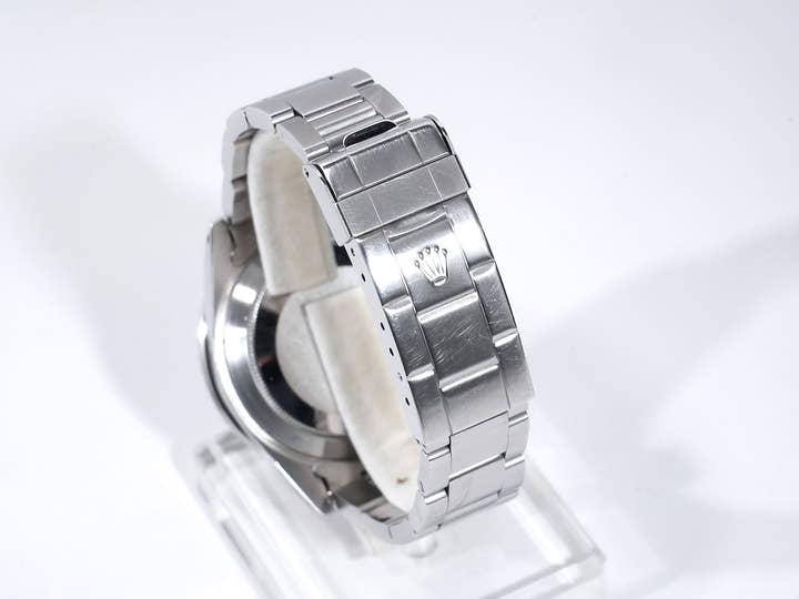 Rolex Submariner Date Ref. 16800 Stainless Steel Black Dial Used o8fye3hu