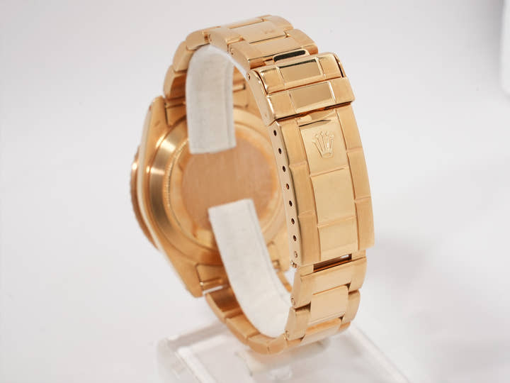 ロレックス サブマリーナー デイト Ref.16808 イエローゴールド ブラック文字盤 中古 snvdbvfc