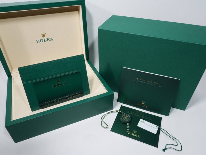 ロレックス デイトナ Ref.126508 イエローゴールド グリーン文字盤 未使用 ehzyyjpw