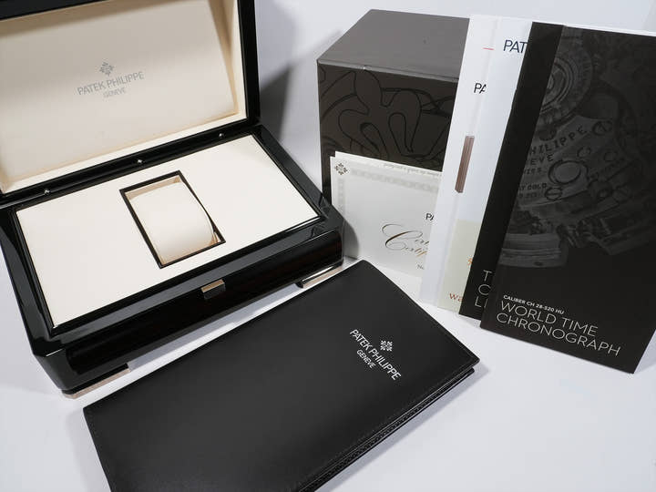 パテックフィリップ コンプリケーション ワールドタイム クロノグラフ Ref.5930G-001 ホワイトゴールド ブルー文字盤 美中古 aj7v3c7p