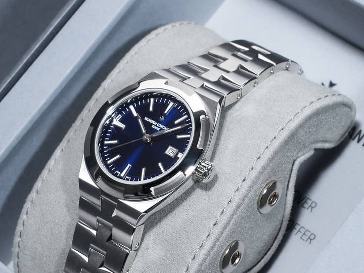 ヴァシュロンコンスタンタン オーヴァーシーズ オートマティック Ref.4600V/200A-B980 ステンレススチール ブルー文字盤 美中古 64mea9po