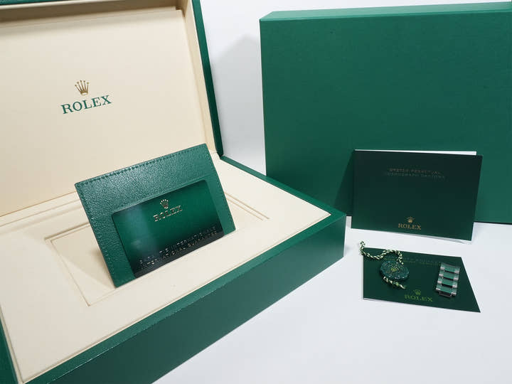 ロレックス デイトナ Ref.126506A プラチナ アイスブルーx11Pダイヤ文字盤 未使用 vhoj5m7b