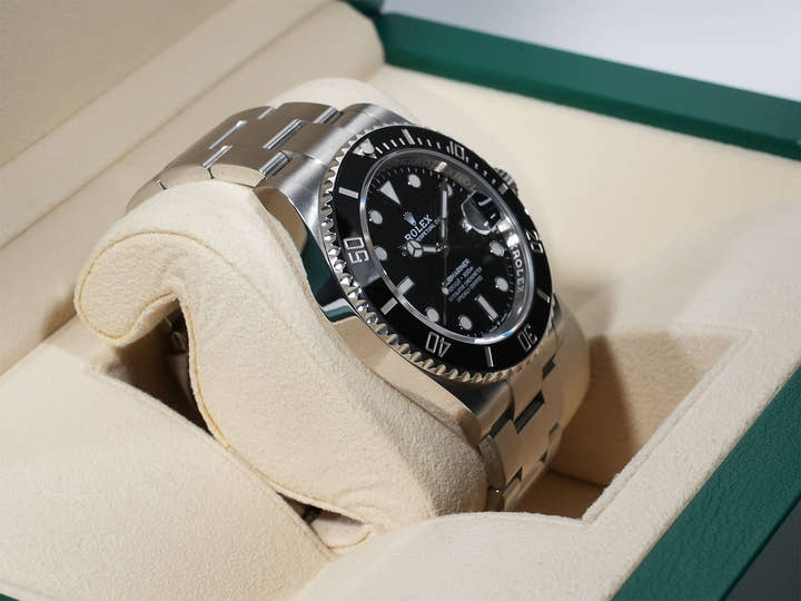 Rolex Submariner Date Ref. 126610LN Stainless Steel Black Dial Excellent Used Condition couwync3