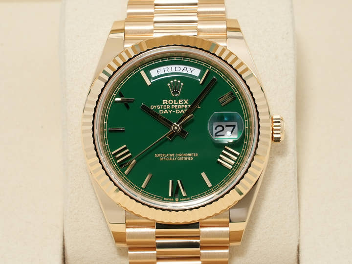 Rolex Day-Date 40 Ref.228238 Yellow Gold Green Dial Unused 3o968nbc