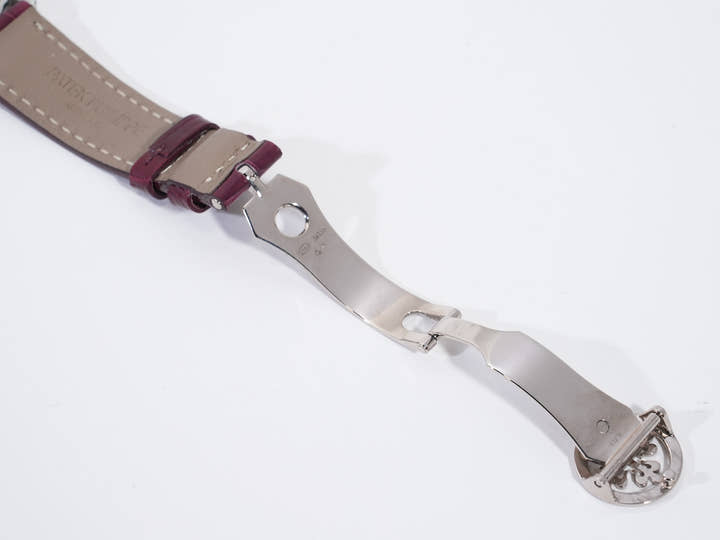 パテックフィリップ カラトラバ Ref.3718 ステンレススチール アイボリー文字盤 中古 njy94c2r
