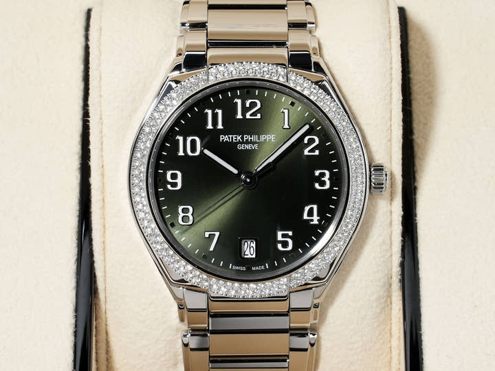 パテックフィリップ Twenty-4 Ref.7300/1200A-011 ステンレススチール オリーブグリーン ソレイユ文字盤 極美品 nbig4puv