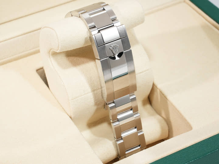 ロレックス デイトナ Ref.126500LN ステンレススチール ブラック文字盤 未使用 agke89qt