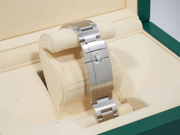 ロレックス エアキング Ref.126900 ステンレススチール ブラック文字盤 オイスターブレスレット 美品 kh8gvs3r