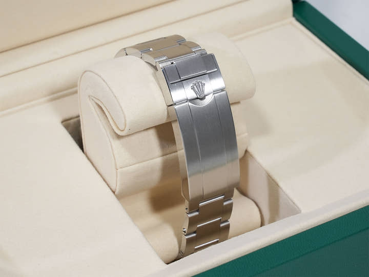 ロレックス シードゥエラー Ref.126600 ステンレススチール ブラック文字盤 美品 f4tqmo6y