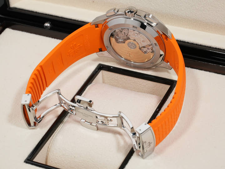 パテックフィリップ アクアノート クロノグラフ Ref.5968A-001 ステンレススチール ブラック文字盤 未使用 ac44r6mw