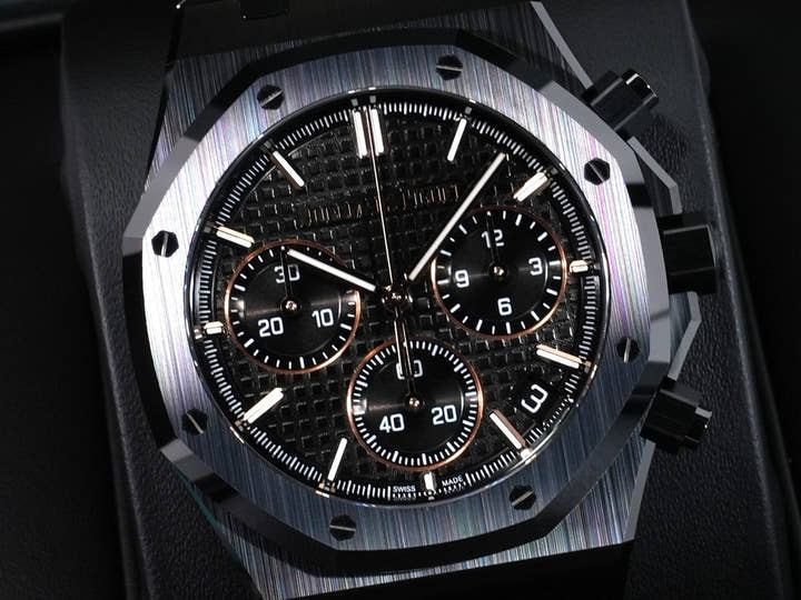 オーデマピゲ ロイヤルオーク クロノグラフ Ref.26240CE.OO.1225CE.02 ブラックセラミック ブラック文字盤 未使用 k3d4vsv4