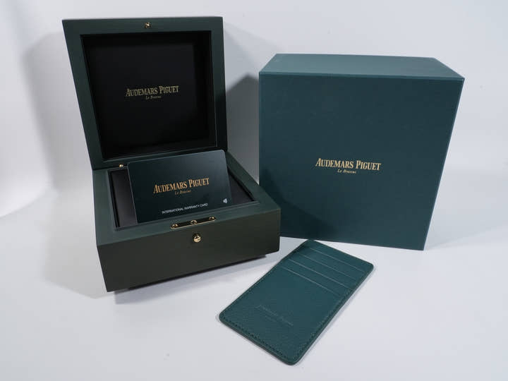 オーデマピゲ ロイヤルオーク クロノグラフ Ref.26240CE.OO.1225CE.02 ブラックセラミック ブラック文字盤 未使用 k3d4vsv4