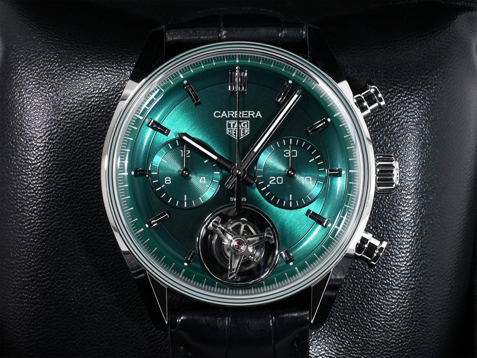 タグホイヤー カレラ トゥールビヨン クロノグラフ Ref.CBS5011.FC6566 ステンレススチール グリーン文字盤 美品 eazfusxr