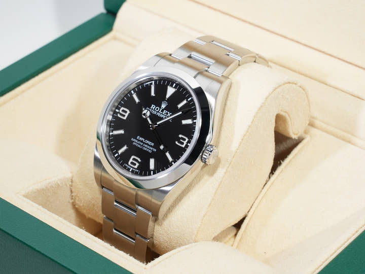 ロレックス エクスプローラーI Ref.214270 ステンレススチール ブラック文字盤 オイスターブレスレット 美品 bhywm4as