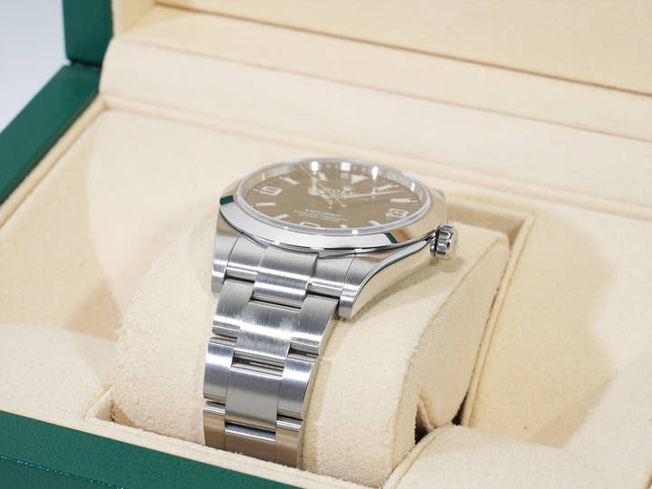 ロレックス エクスプローラーI Ref.214270 ステンレススチール ブラック文字盤 オイスターブレスレット 美品 bhywm4as
