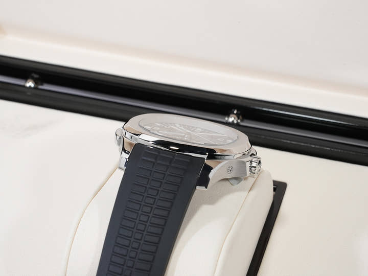パテックフィリップ アクアノート トラベルタイム Ref.5164A-001 ステンレススチール ブラック文字盤 美品 y4ocniha