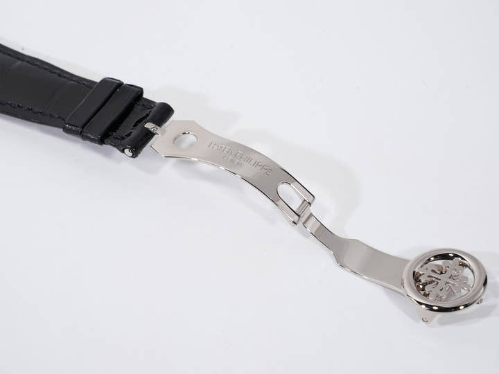 パテックフィリップ カラトラバ Ref.6006G-001 ホワイトゴールド ブラック文字盤 美中古 364gdgga