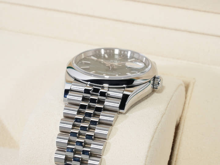 ロレックス デイトジャスト36 Ref.126200 ステンレススチール ミントグリーン文字盤 ジュビリーブレスレット 美中古 yphm8vuu