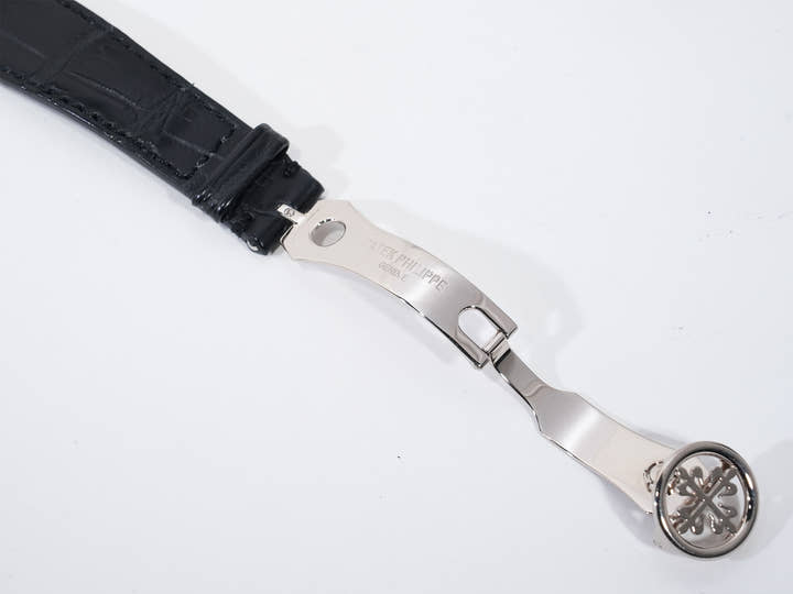 パテックフィリップ パーペチュアルカレンダー Ref.5040G-018 ホワイトゴールド シルバー文字盤 中古 bzcos9n2