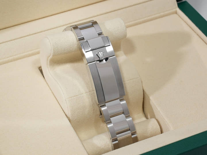 ロレックス デイトナ Ref.126500LN ステンレススチール ホワイト文字盤 未使用 knvjffuo