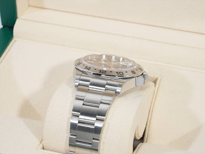 Rolex Explorer II Ref.226570 Stainless Steel Black Dial Oyster Bracelet Used, Very Good Condition vsn3py9w