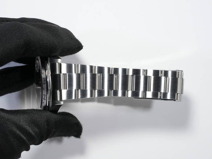 Rolex Explorer II Ref.226570 Stainless Steel Black Dial Oyster Bracelet Used, Very Good Condition vsn3py9w