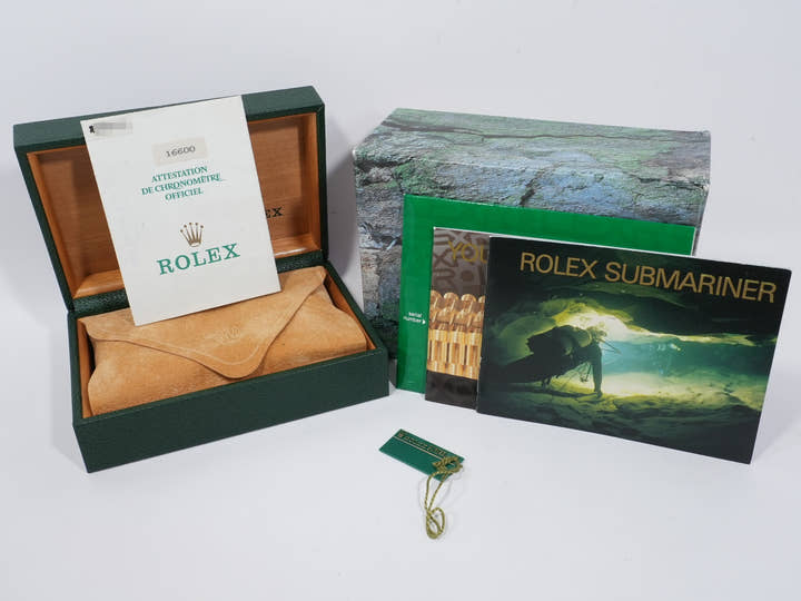 Rolex Sea-Dweller Ref.16600 Stainless Steel Black Dial Used 9ndmqwkn