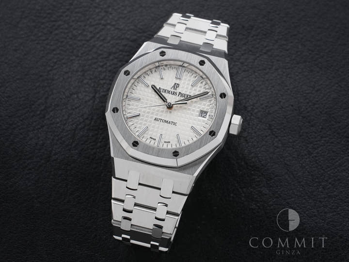 Audemars Piguet Royal Oak Ref.15450ST.OO.1256ST.01 Stainless Steel Silver Dial Pre-owned tam8fyzc