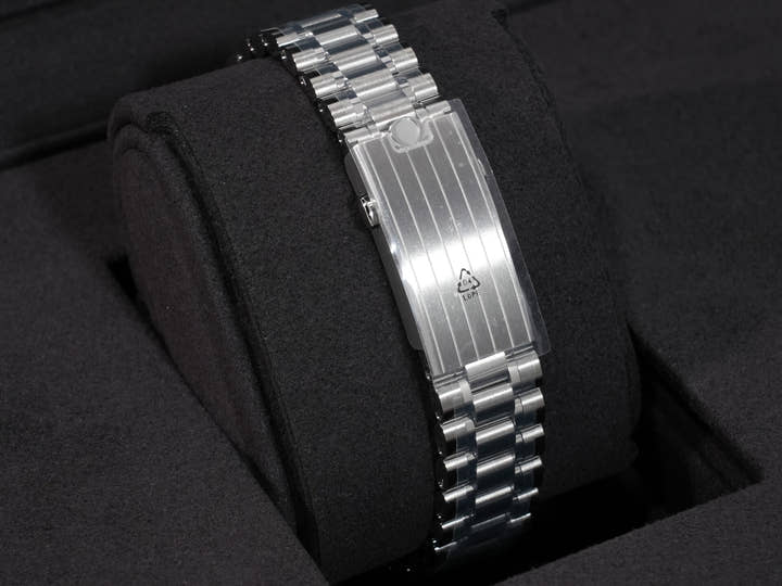 オメガ スピードマスター ムーンウォッチ プロフェッショナル Ref.310.30.42.50.01.004 ステンレススチール ブラックxホワイト文字盤 未使用 dsmpn584
