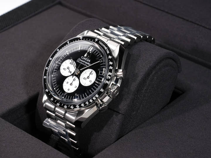オメガ スピードマスター ムーンウォッチ プロフェッショナル Ref.310.30.42.50.01.004 ステンレススチール ブラックxホワイト文字盤 未使用 attda43x