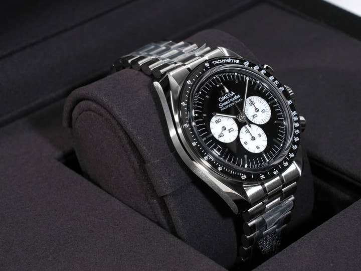 オメガ スピードマスター ムーンウォッチ プロフェッショナル Ref.310.30.42.50.01.004 ステンレススチール ブラックxホワイト文字盤 未使用 attda43x