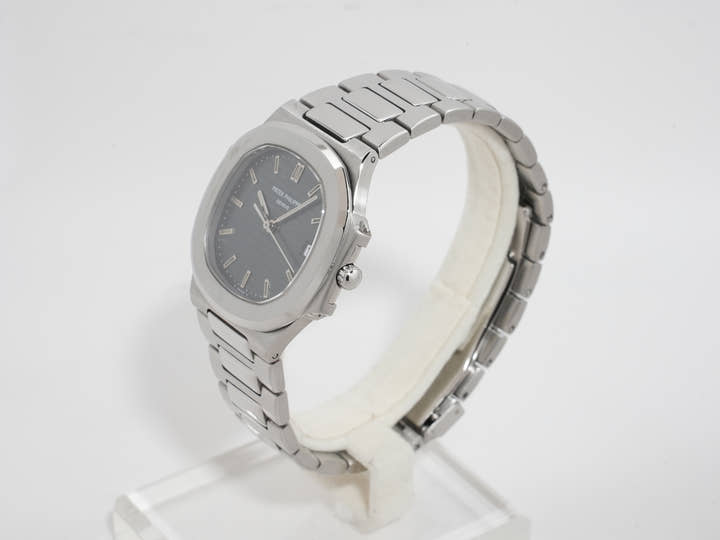 パテックフィリップ ノーチラス クォーツ Ref.3900/1A ステンレススチール ブルー文字盤 中古 rkuddgi8