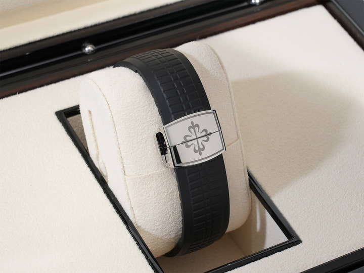 パテックフィリップ アクアノート トラベルタイム Ref.5164A-001 ステンレススチール ブラック文字盤 美品 dzx3jbbd
