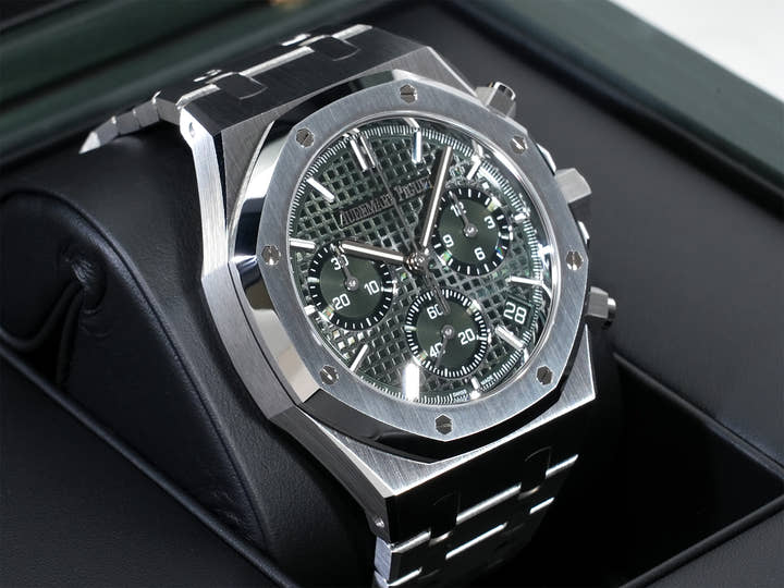 オーデマピゲ ロイヤルオーク クロノグラフ Ref.26240ST.OO.1320ST.08 ステンレススチール カーキグリーン文字盤 未使用 bkr9u98i