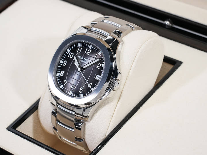 パテックフィリップ アクアノート エクストララージ Ref.5167/1A-001 ステンレススチール ブラック文字盤 美品 ehi4t3nb