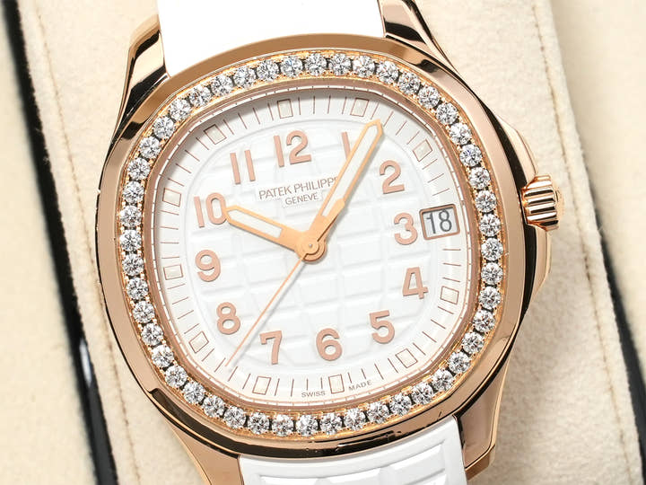 Patek Philippe Aquanaut Ref. 5268/200R-001 Rose Gold White Dial Excellent Condition ib4pfqmv