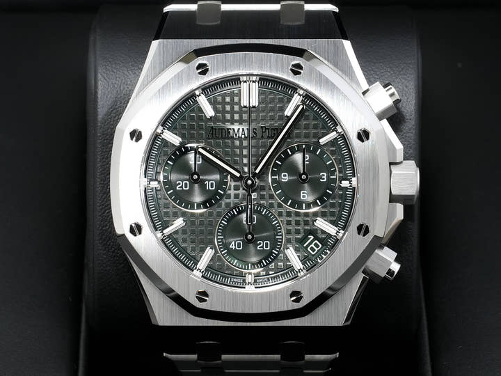 オーデマピゲ ロイヤルオーク クロノグラフ Ref.26240ST.OO.1320ST.08 ステンレススチール カーキグリーン文字盤 美品 53o2af6m