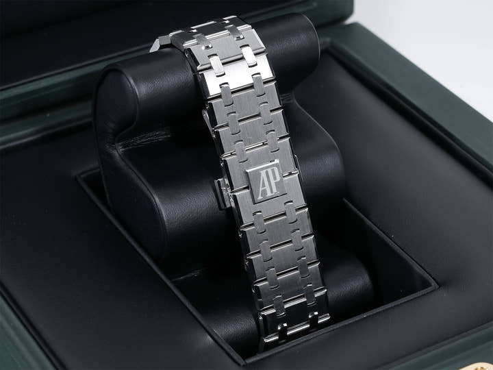 オーデマピゲ ロイヤルオーク Ref.15510ST.OO.1320ST.08 ステンレススチール シルバー文字盤 美中古 a8c2ourv