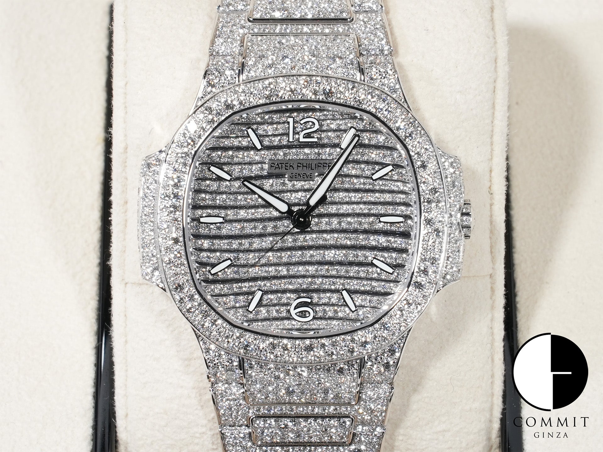 パテックフィリップ ノーチラス Ref.7118/1450G-001 ホワイトゴールド ダイヤモンド文字盤 極美品 ez7qgwdm