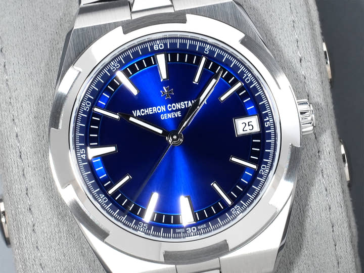 ヴァシュロンコンスタンタン オーヴァーシーズ オートマティック Ref.4520V/210A-B128 ステンレススチール ブルー文字盤 未使用 45fwkmfa
