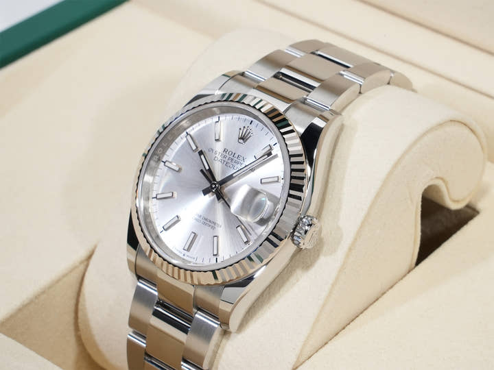 ロレックス デイトジャスト36 Ref.126234 ステンレススチール/ホワイトゴールド シルバー文字盤 オイスターブレスレット 未使用 bsobvtbh
