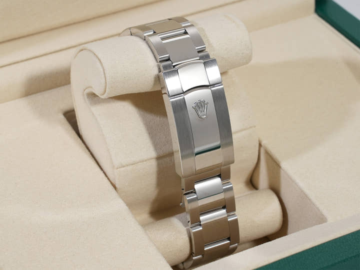 ロレックス デイトジャスト36 Ref.126234 ステンレススチール/ホワイトゴールド シルバー文字盤 オイスターブレスレット 未使用 bsobvtbh