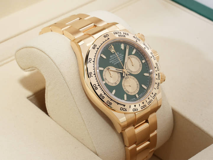 ロレックス デイトナ Ref.126508 イエローゴールド グリーン文字盤 未使用 6mxg9vzp