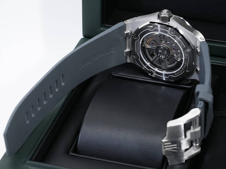 オーデマピゲ ロイヤルオーク オフショア ダイバー Ref.15720ST.OO.A009CA.01 ステンレススチール グレー文字盤 美品 g882pkfp