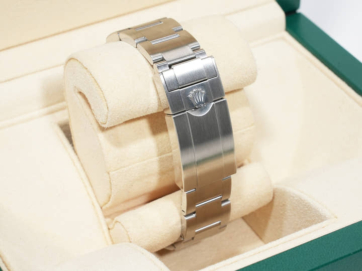 ロレックス エクスプローラーI Ref.214270 ステンレススチール ブラック文字盤 オイスターブレスレット 中古 atoncgcw