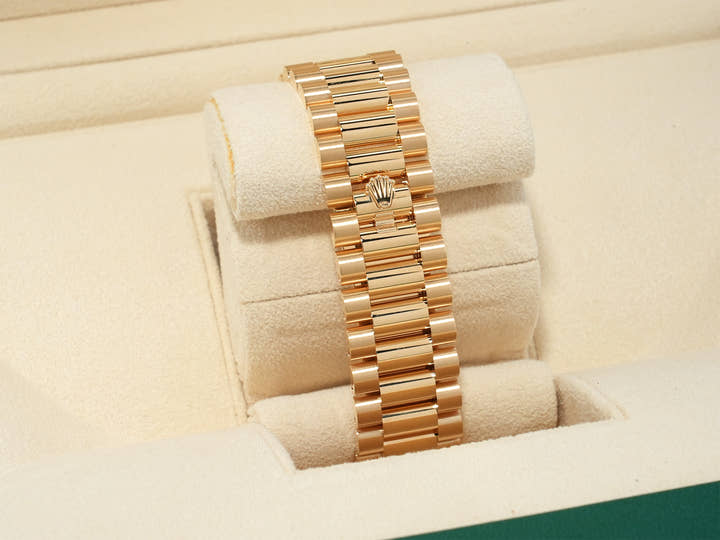 ROLEX Day-Date 40 Ref.228238 Yellow Gold Green Dial Unused ntcwtkmp