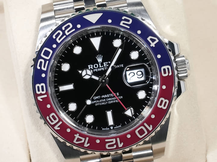 Rolex GMT-Master II Ref. 126710BLRO Stainless Steel Black Dial Jubilee Bracelet Used eekvujfa
