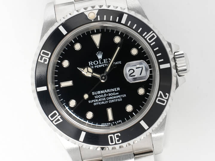 Rolex Submariner Date Ref. 16610 Stainless Steel Black Dial Used ix274fpa