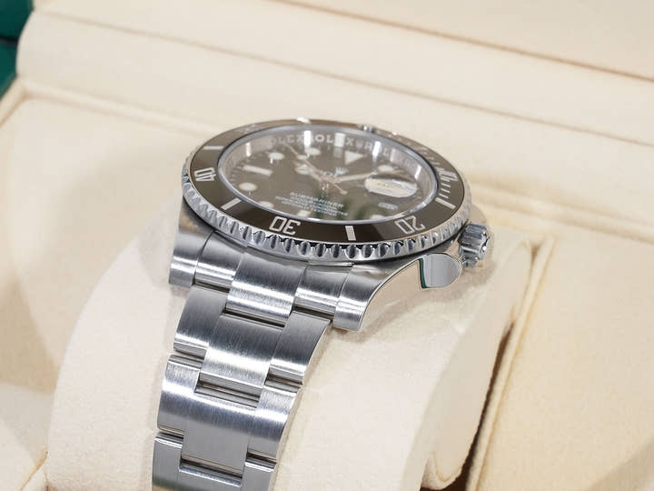 ROLEX Submariner Date Ref. 116610LN Stainless Steel Black Dial Excellent Condition cmdj62zb