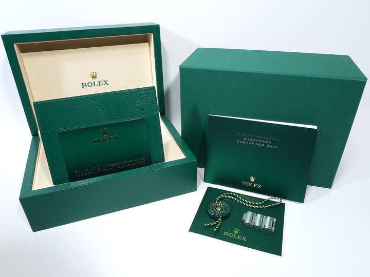 ロレックス サブマリーナー デイト Ref.126610LV ステンレススチール ブラック文字盤 未使用 86bzq4fu